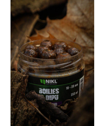 Nikl Boilies v dipu Giga Squid 18+20mm, 250g