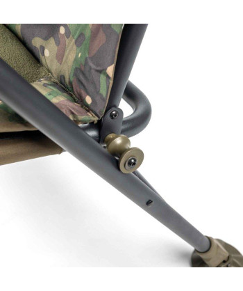 Trakker Křeslo komfortní s područkami - Levelite Camo Longback Recliner